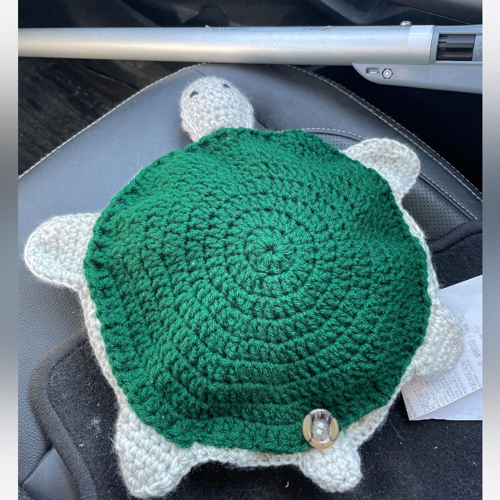 Knit Mama and baby turtle memory game